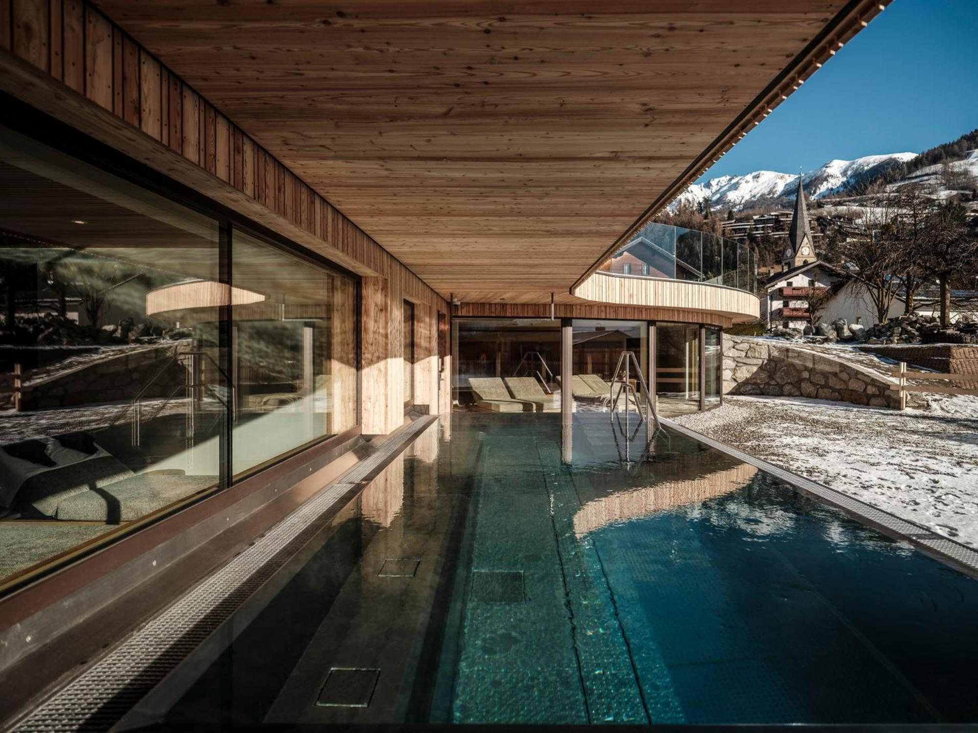 Hotel & Naturhotel Outside 4*